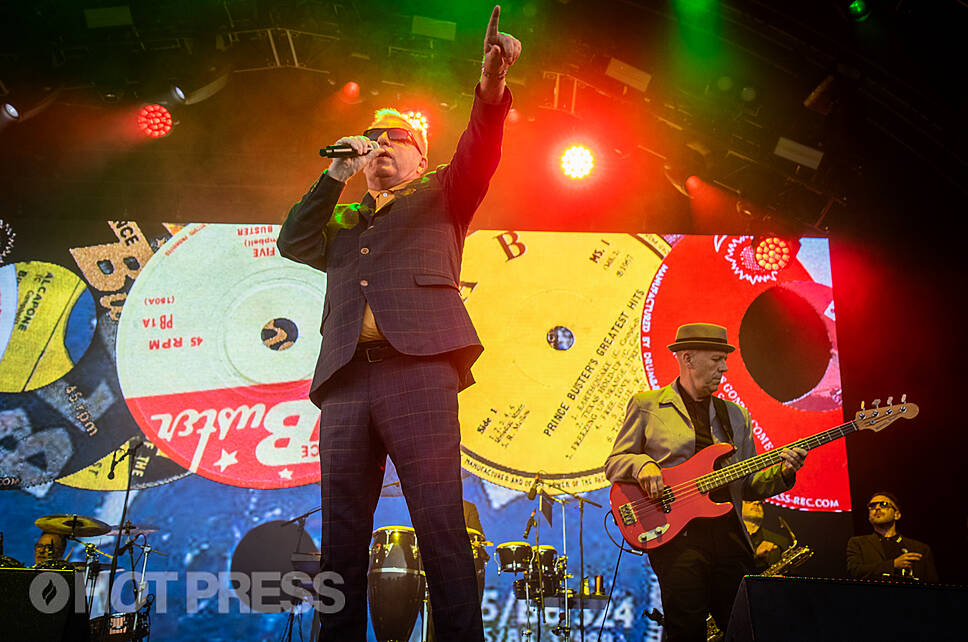 Madness Announce Galway Summer Sessions Gig As Part Of Their C Est La