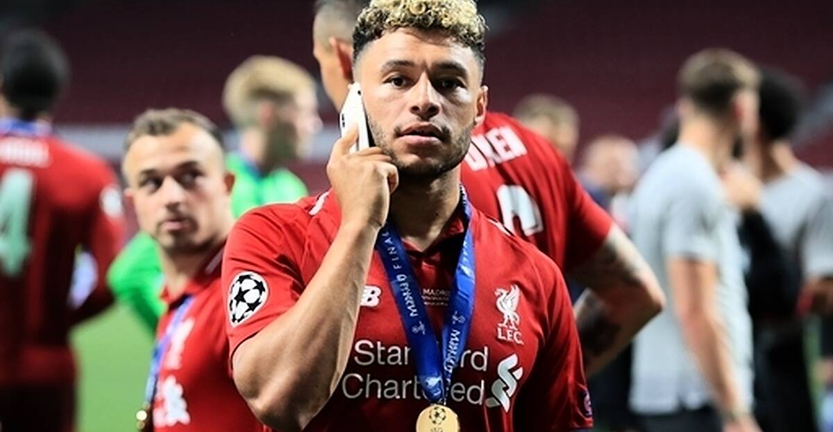 Alex Oxlade Chamberlain Commits Long Term Future To Liverpool Newstalk