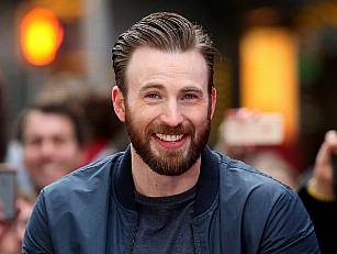 Chris Evans Breaks His Silence After Accidentally Sharing Nude Photo Spinsouthwest