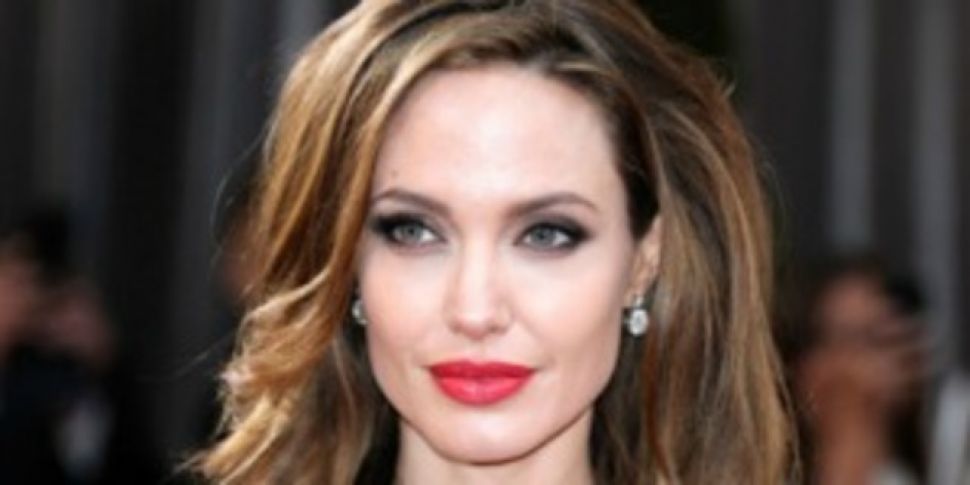 Angelina to get honorary Acade...