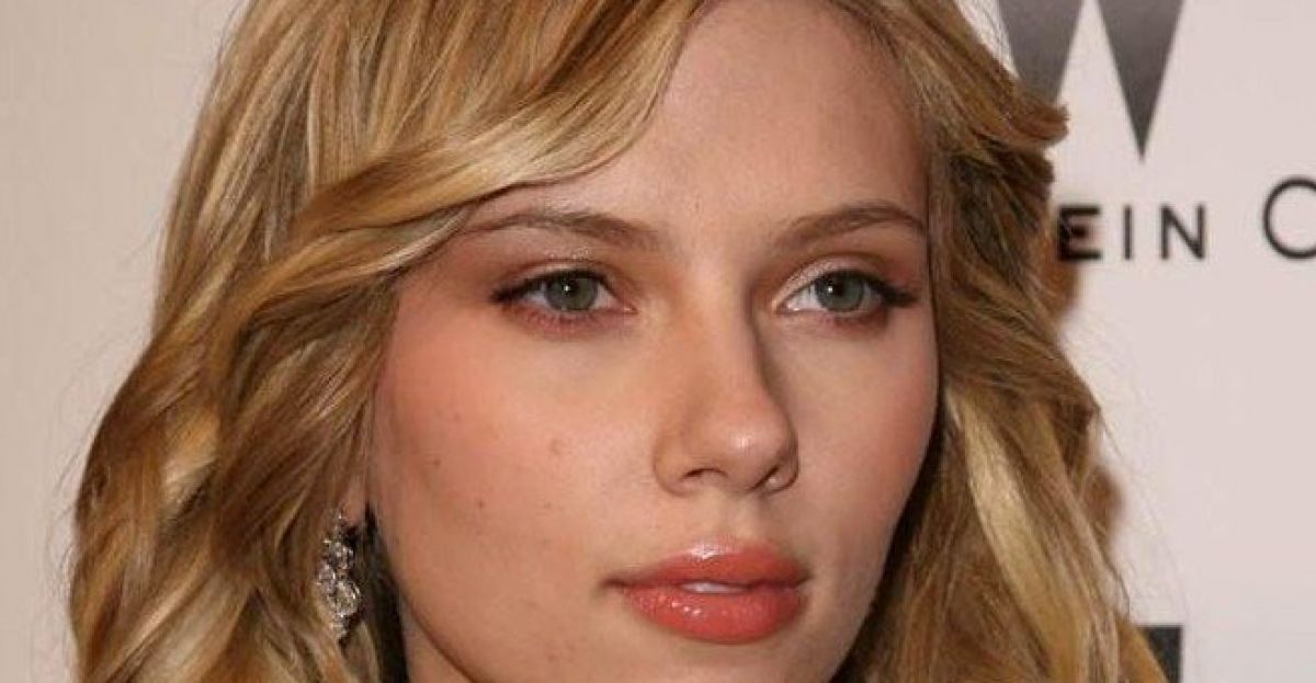Scarlett Johansson Named Sexiest Woman Alivetwice
