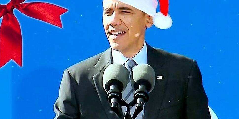 Barack Obama Sings Jingle Bell...