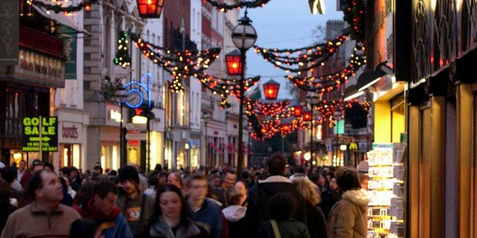 Christmas Sales Boost Retail S...