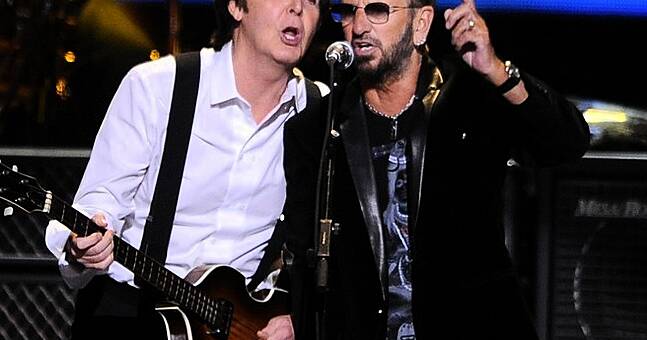 Two Of The Surviving Members Of The Beatles Perform At The Grammys ...