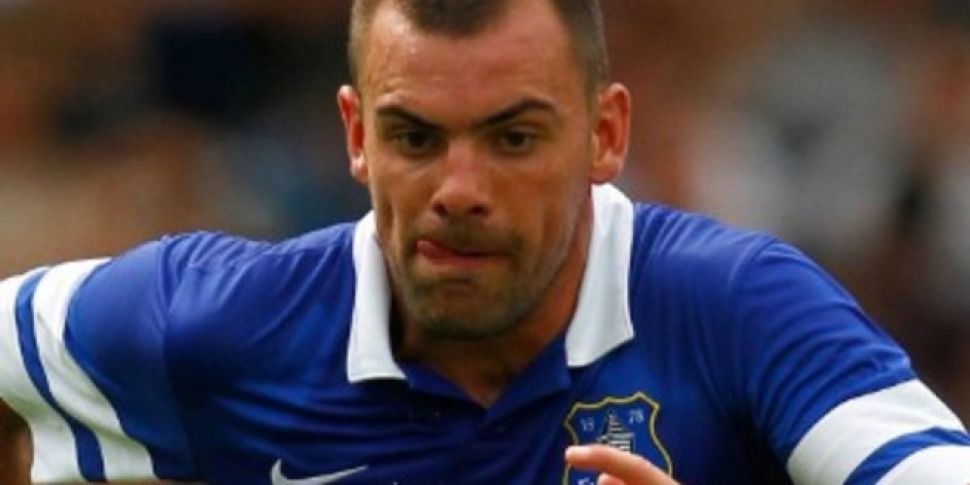Darron Gibson To Start For Ire...