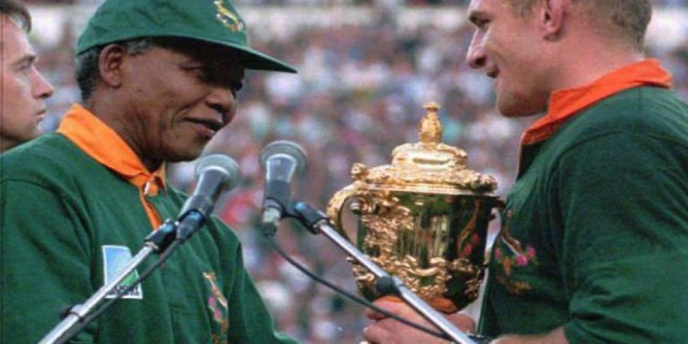 Sport Pays Tribute to Mandela