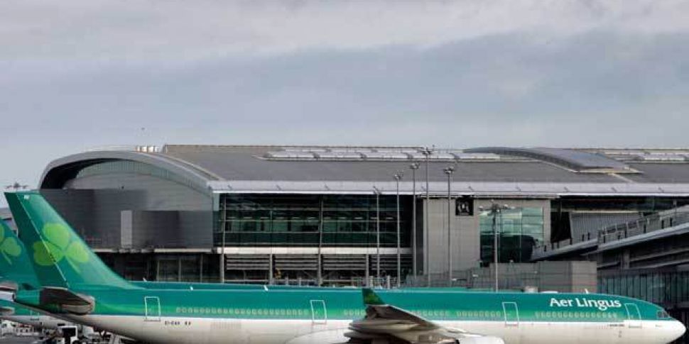 Aer Lingus Sues Over Strike Th...