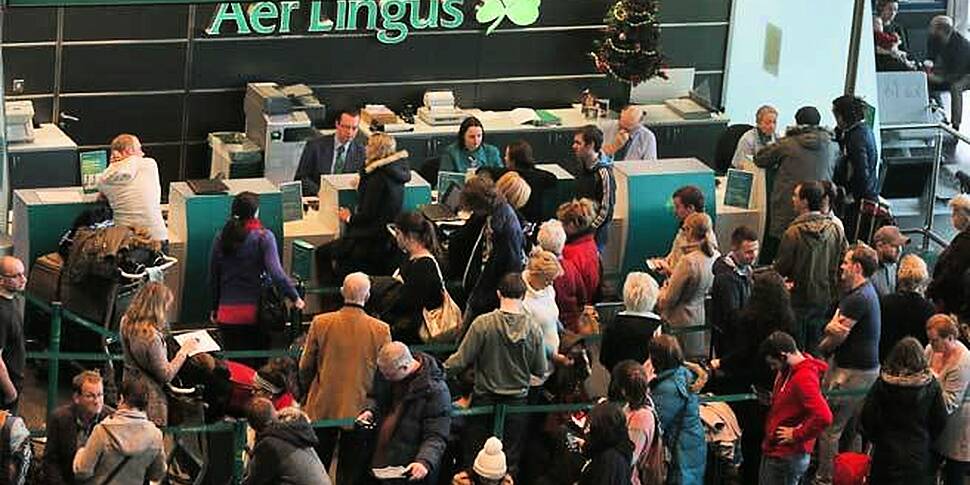 Aer Lingus flights back to nor...