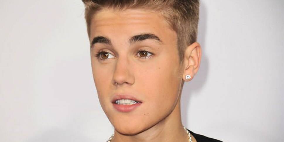 Bieber apologises (again)