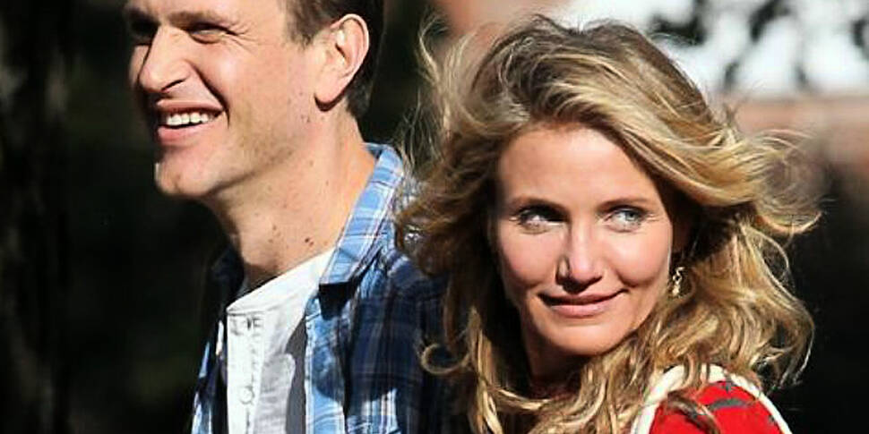 Cameron Diaz cuts interview sh...