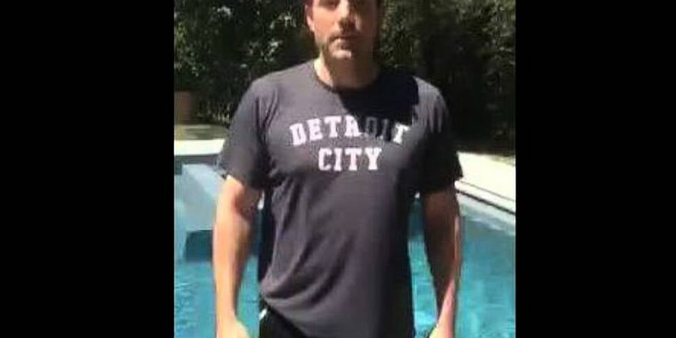 Ben Affleck's ice bucket c...