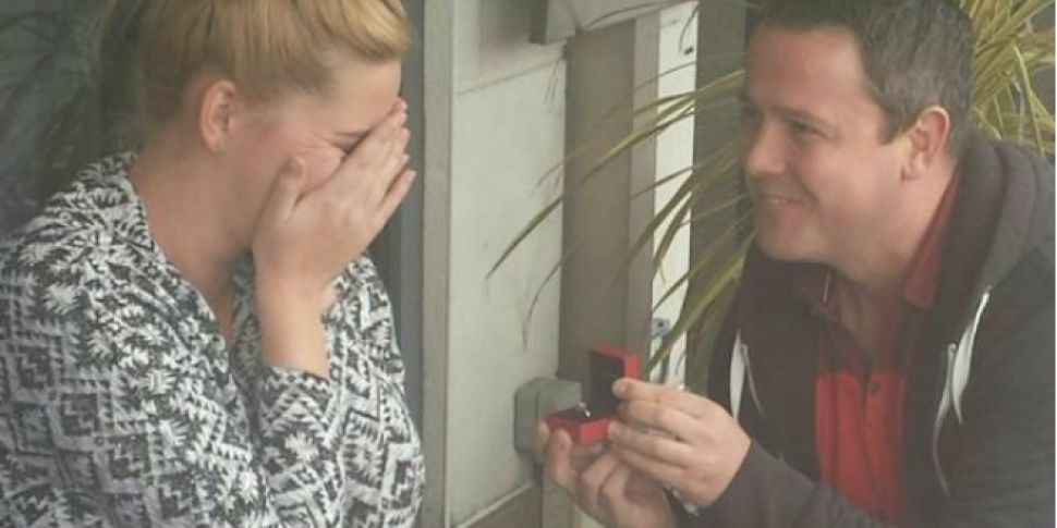 Man Proposes With Plane Over D...