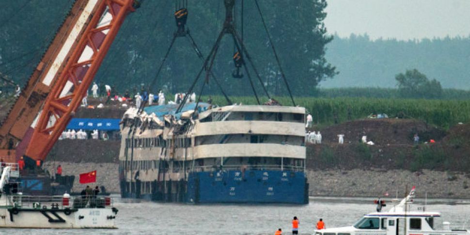 396 Dead In Chinese Cruise Shi...