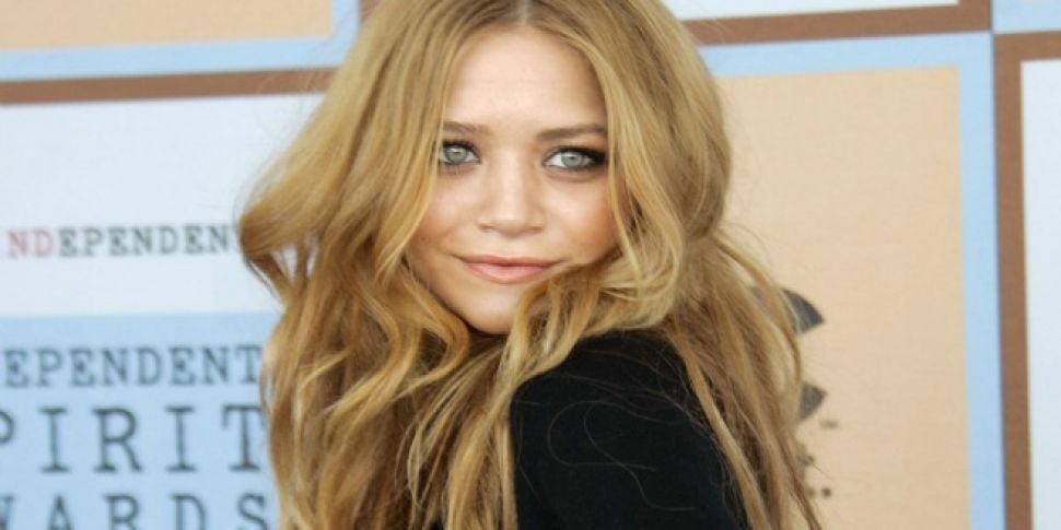 Mary-Kate Olsen Marries Olivie...