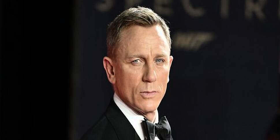 Daniel Craig Offered Huge Mone...