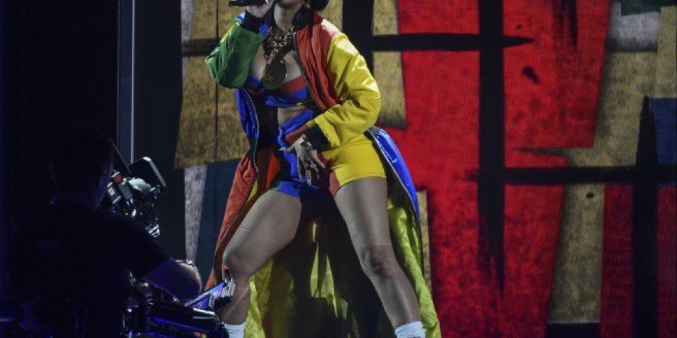 Cardi B Cancels Longitude Perf...