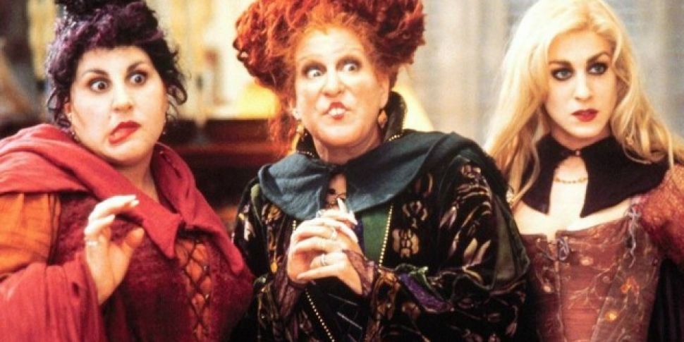 Cast Of Hocus Pocus Reunite Fo...