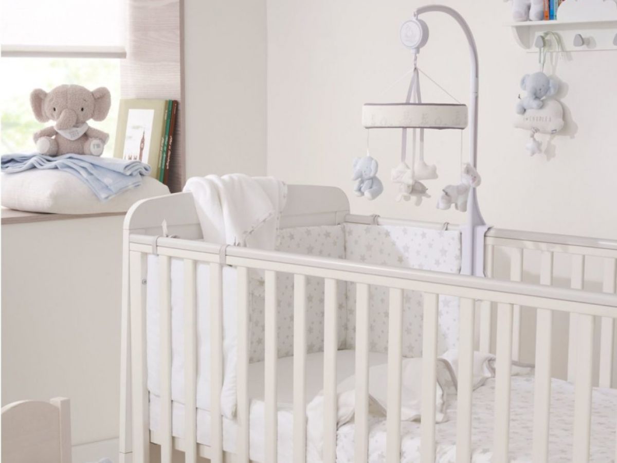 Mothercare cot clearance quilt