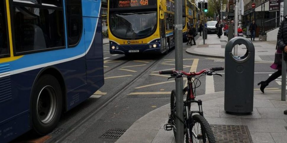 Dublin Bus Blocks College Gree...