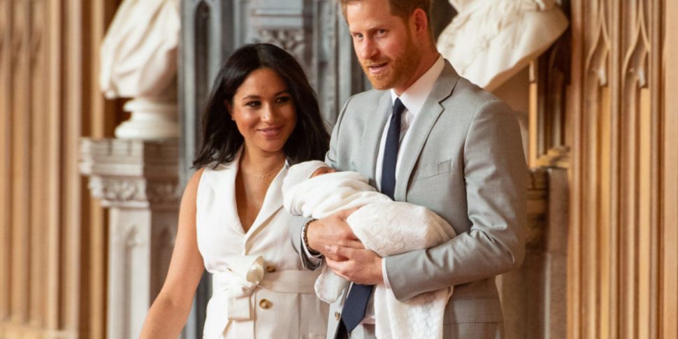 Baby Sussex: Meghan & Harry An...
