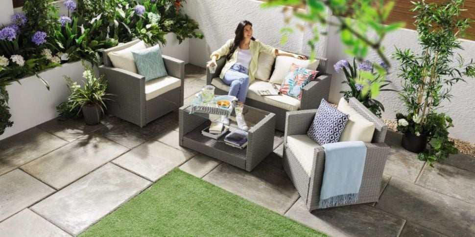 New Garden Furniture & Accesso...