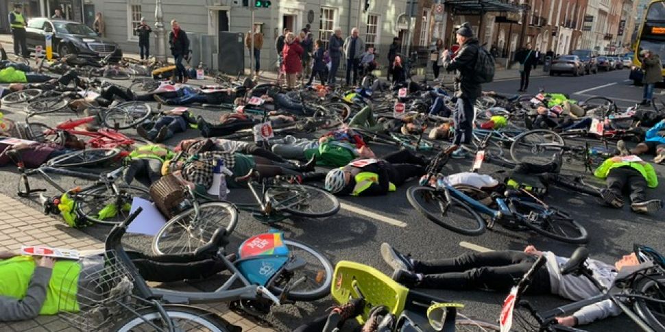 Dublin Cyclists Fall To The Gr...