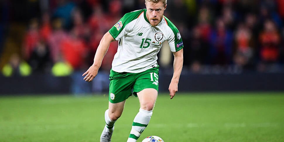 Daryl Horgan signs for Champio...