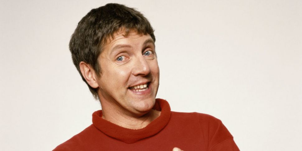 Art Attack's Neil Buchanan Den...