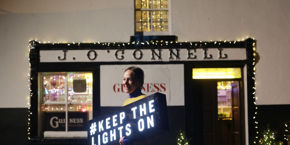 Pubs To Protest With Christmas...