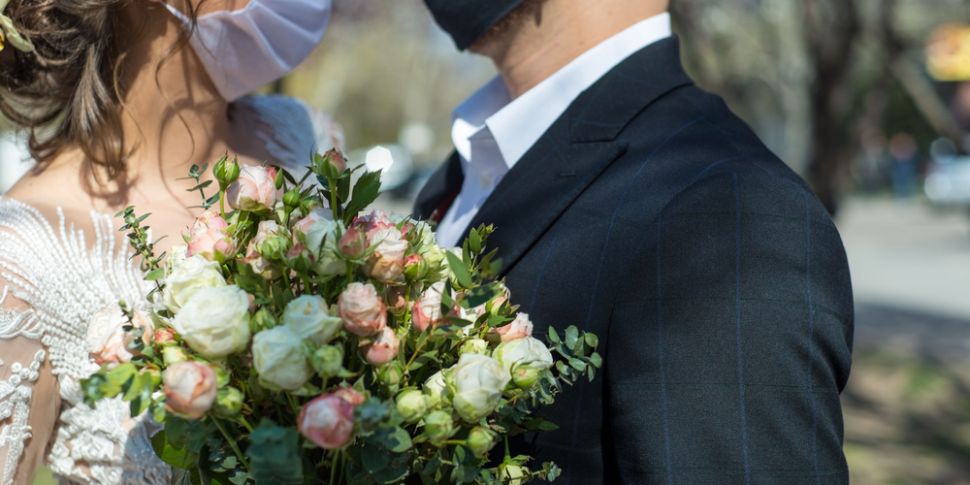 Irish Wedding Expert Says Newl...