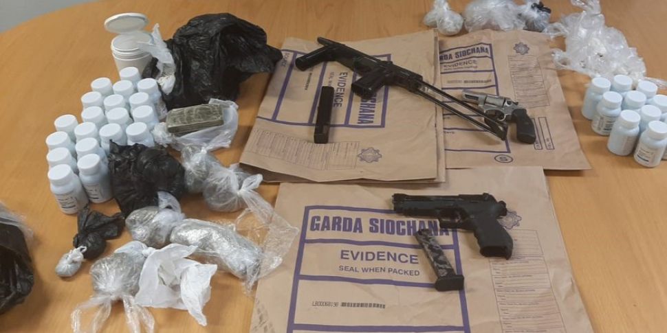 Guns And Drugs Seized In Clond...