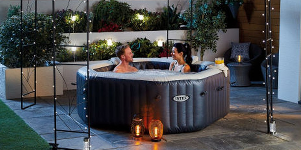 Intex Jacuzzi Aldi 2021 Aldi Inflatable Hot Tubs Back In Stores This Sunday Www 98fm Com