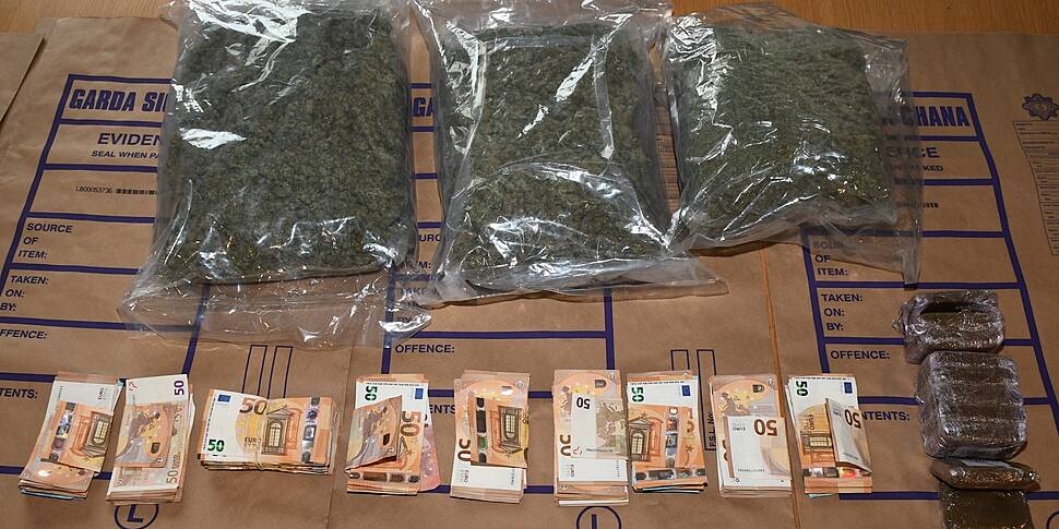 Cannabis And Cash Seized In Cr...