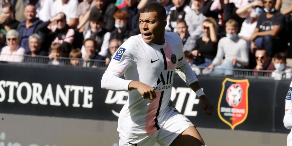 Mbappe's mother says talks are...