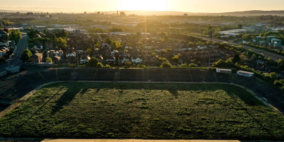 Minister gives Casement Park a...