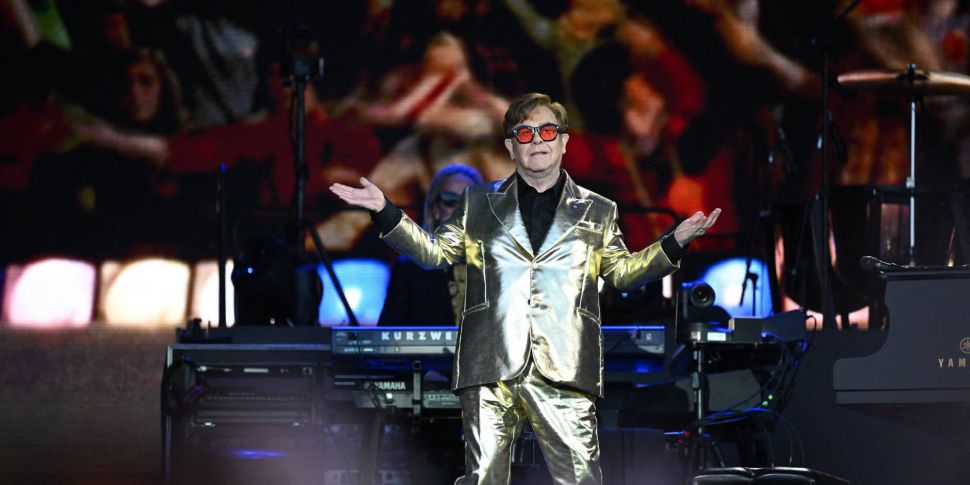 Elton John Wowed The Glastonbu...
