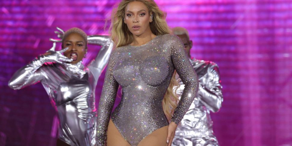 Beyoncé Reportedly In Talks Fo...