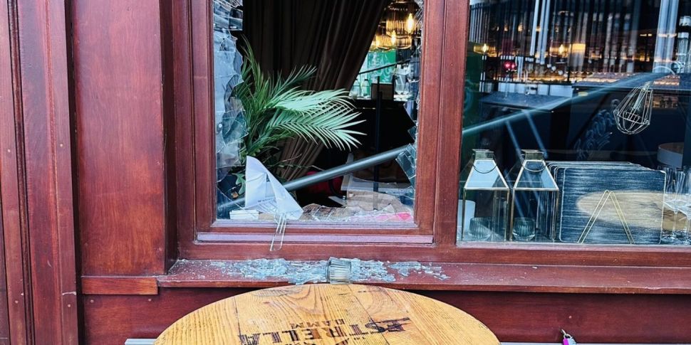 Dublin Restaurant Has Window S...