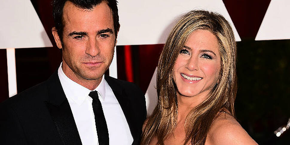 This Could Be Jennifer Aniston 39 S Wedding Dress Www 98fm Com