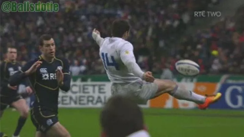 A Brilliant Moment Of Improvisation From Vincent Clerc (GIFs)
