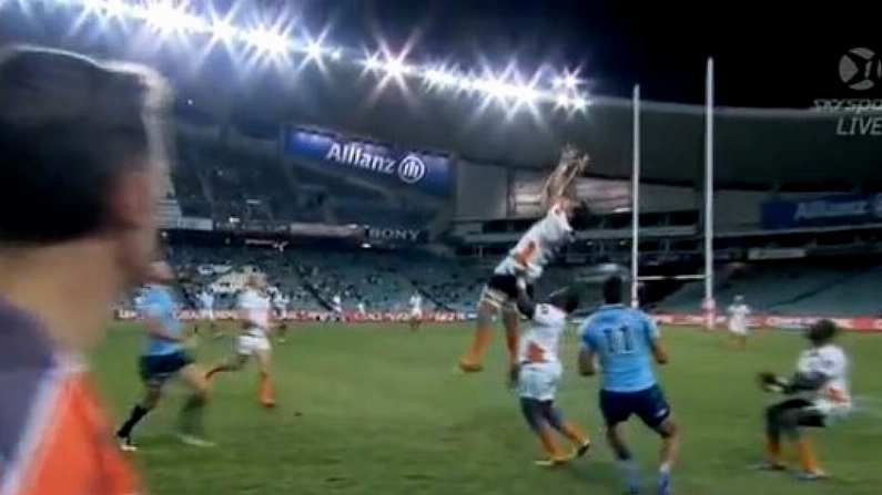 Incredible Lift At Kick-Off From Trevor Nyakane In Super 15 Game