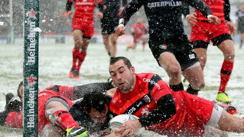 Leicester and Toulouse Play Hide The Ball In The Snow