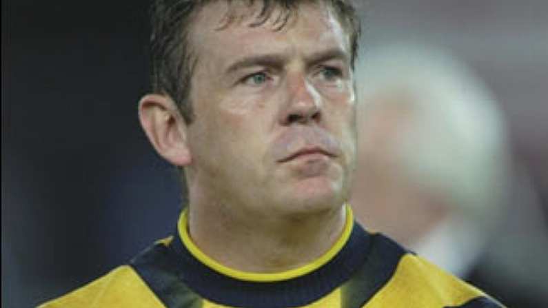 Stupid Fan Trolls Former Rangers Keeper Andy Goram In Bookmakers, Sings 'There's Only Two Andy Gorams' (NSFW Language).