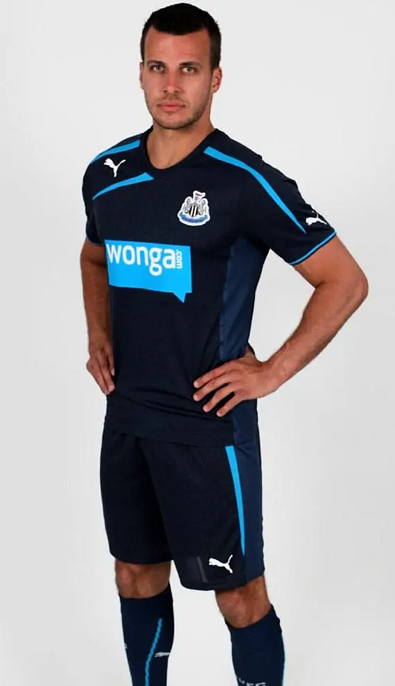 New-Newcastle-Away-Kit-13-14