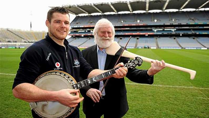 Kevin McMenamon Sings The Killers At Dublin Homecoming