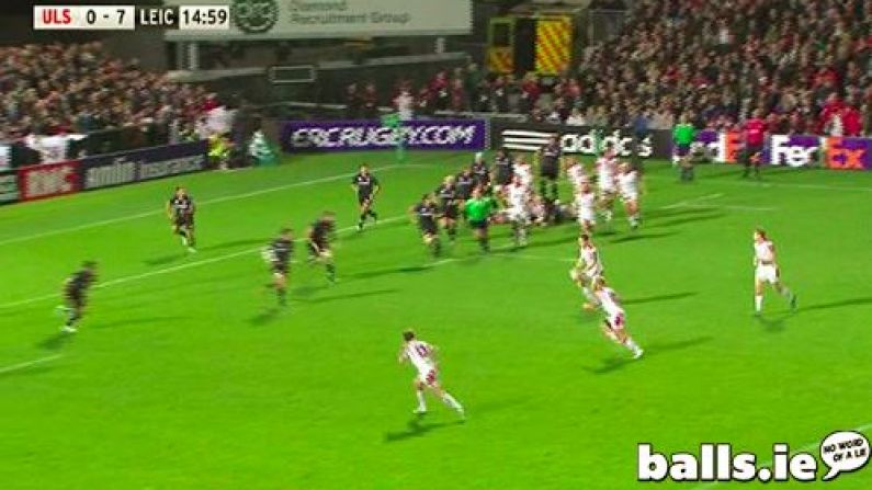 GIF: Paddy Jackson Crosskick, Tommy Bowe Goes High For Ulster Try