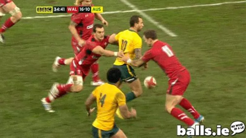 GIFs: Two Absolutely Sensational Passes From Quade Cooper
