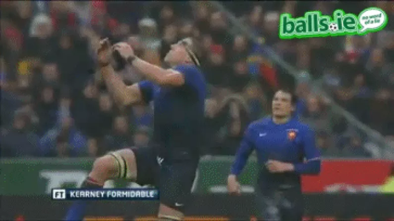 GIF of awesome Rob Kearney catch during the 6 Nations.
