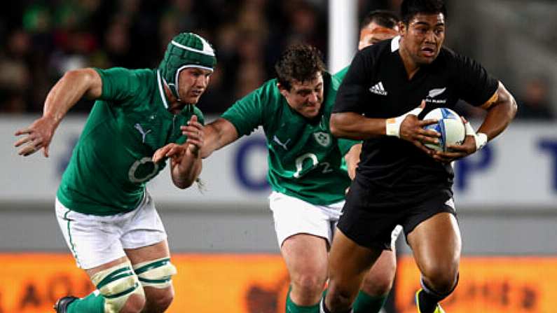 Savea's Tackle On Rob Kearney