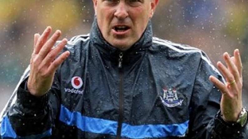 Pat Gilroy resigns as Dublin manager.